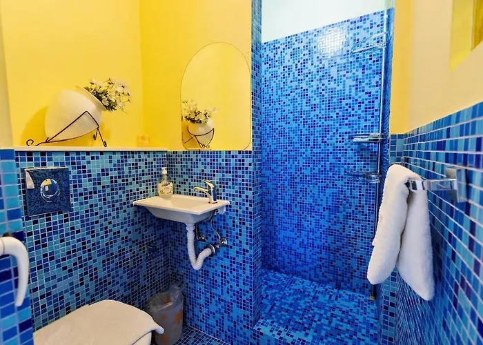 Family Friendly House With A Swimming Pool - 25280 Ferienhaus *